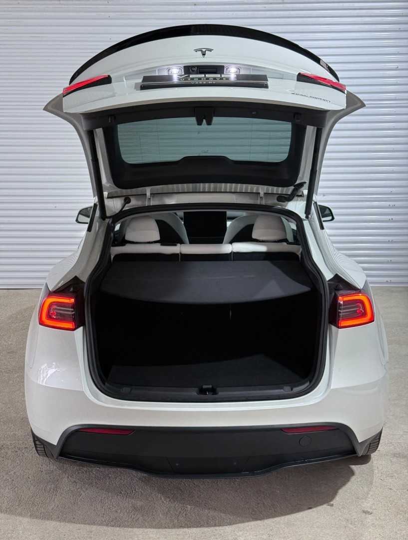tesla-model-y-2023-eletrico-0cc