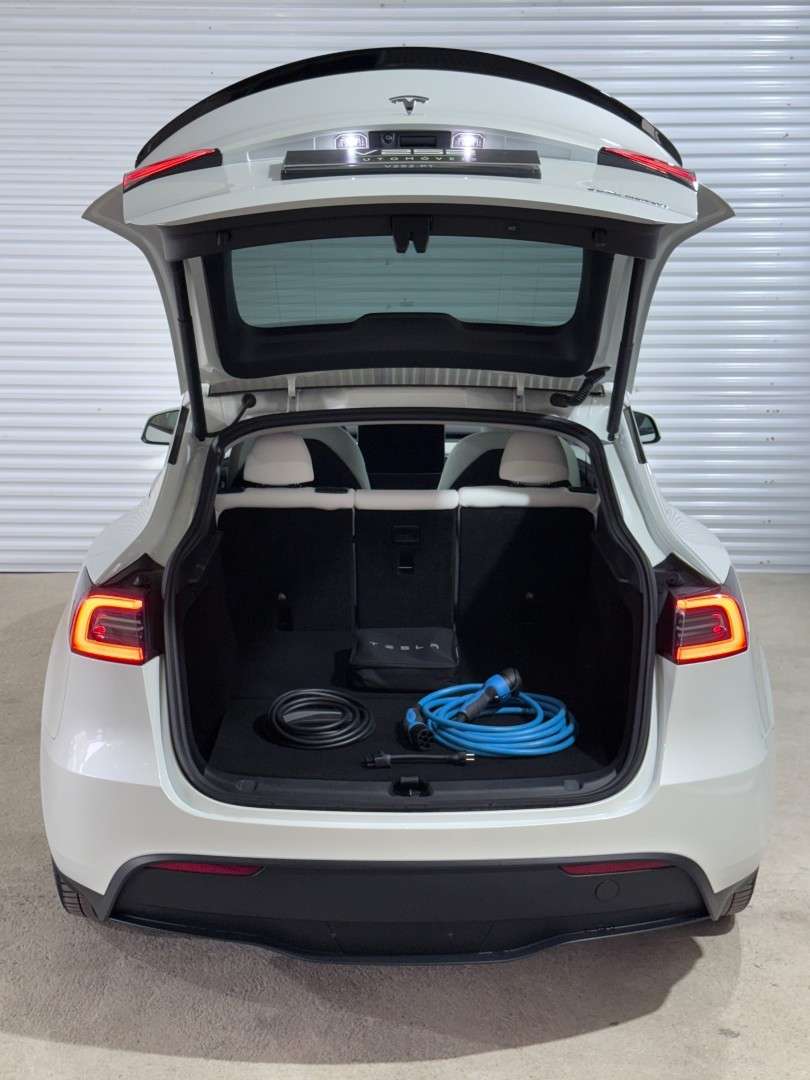 tesla-model-y-2023-eletrico-0cc