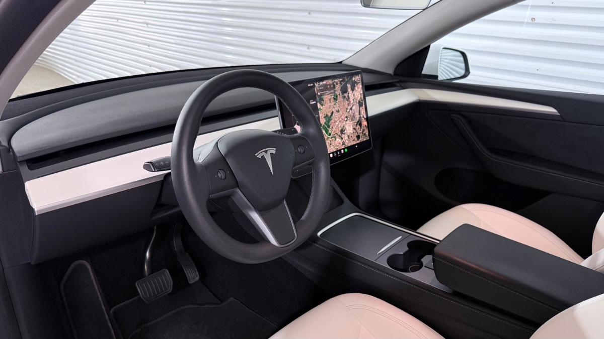 tesla-model-y-2023-eletrico-0cc