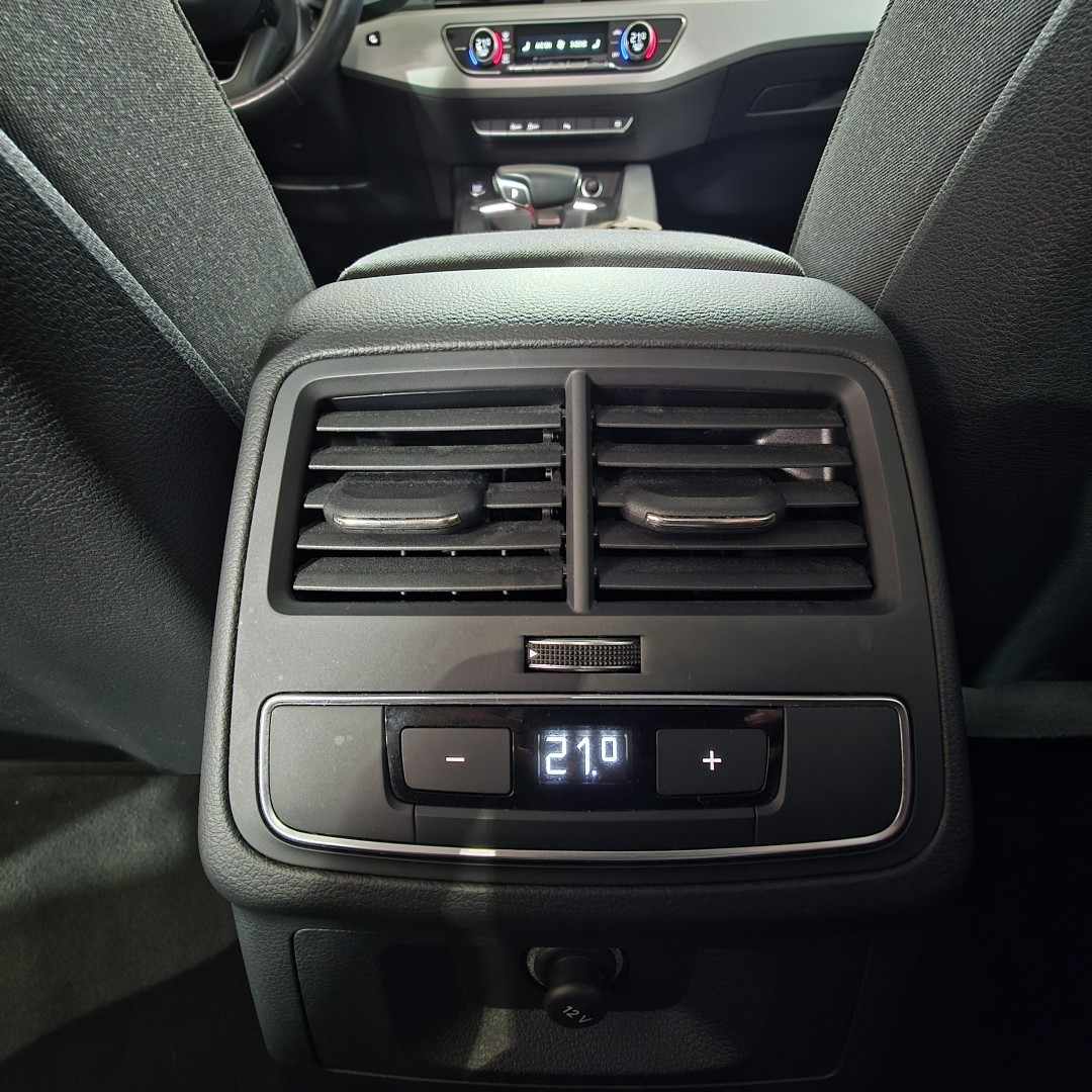 audi-a4-2022-diesel-1968cc