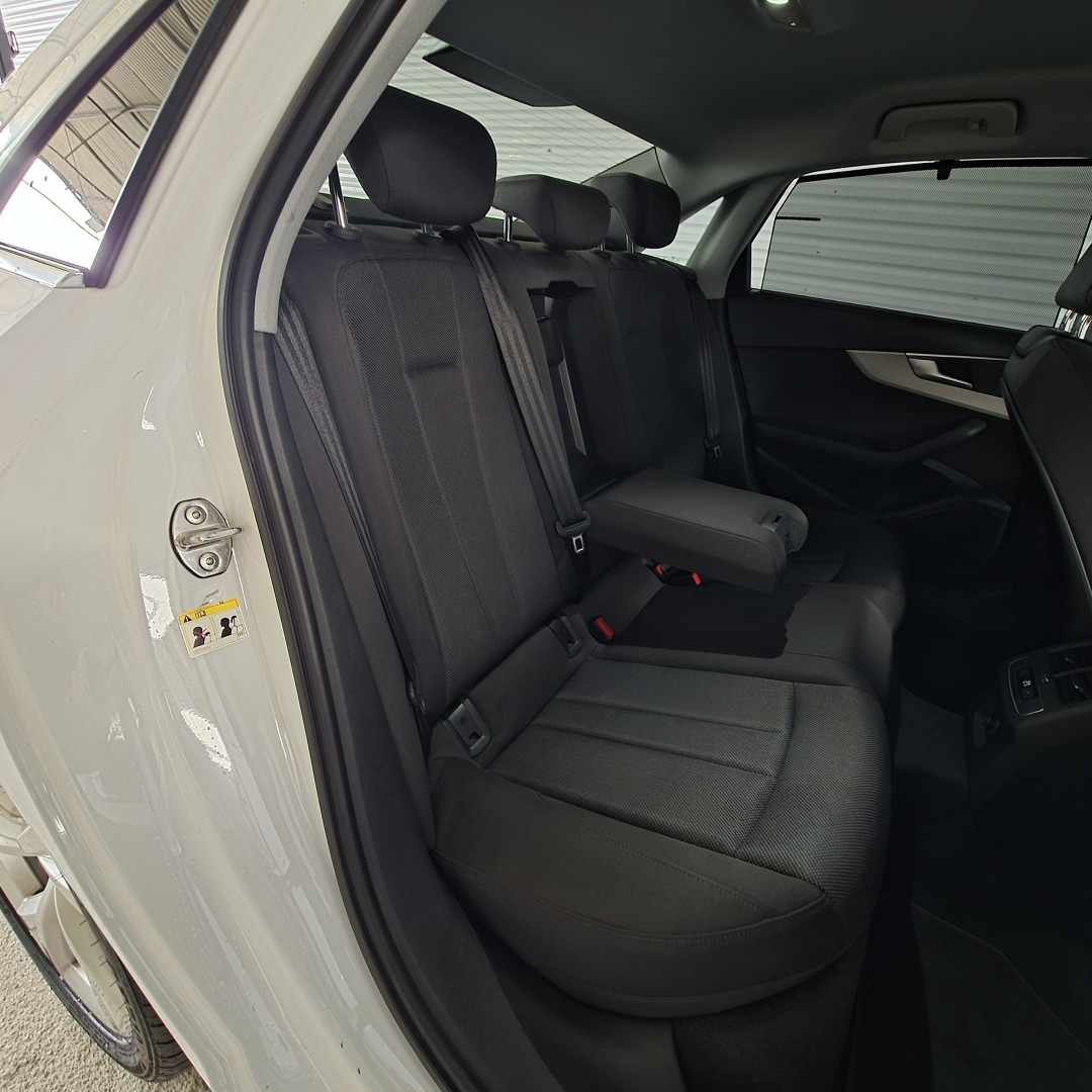 audi-a4-2022-diesel-1968cc