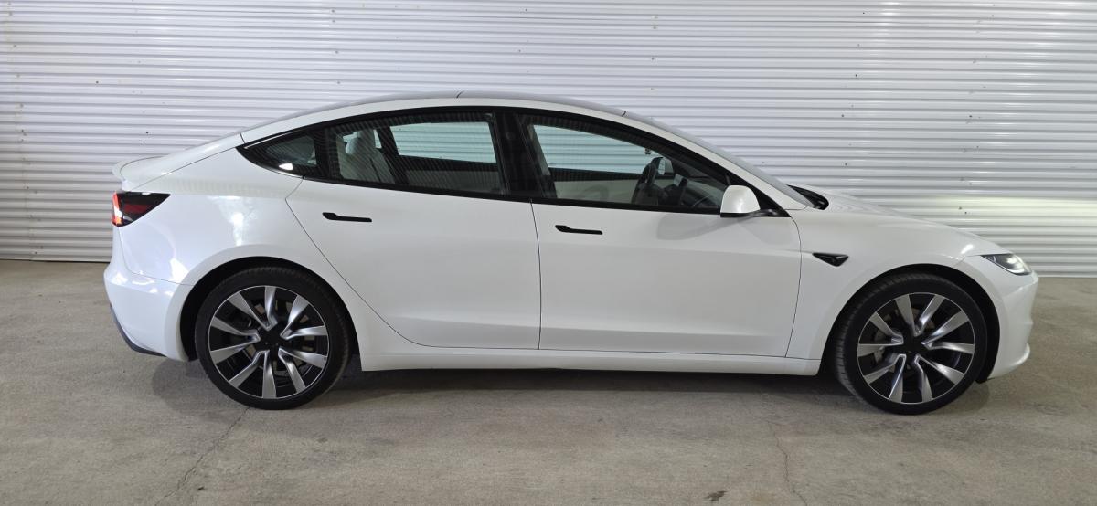 tesla-model-3-2024-eletrico-0cc