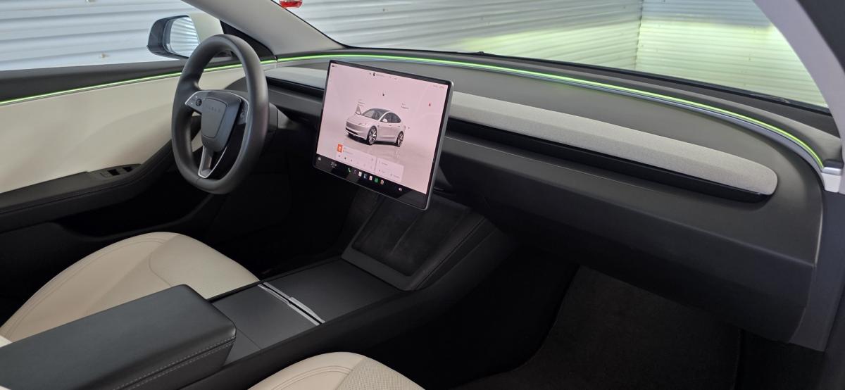 tesla-model-3-2024-eletrico-0cc