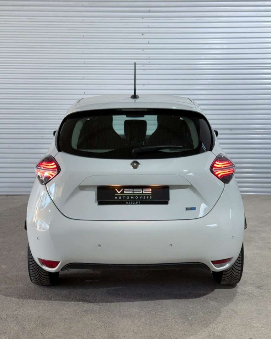 renault-zoe-2021-eletrico-0cc