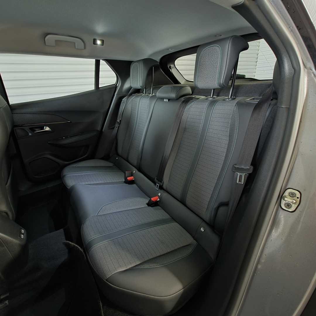 peugeot-e-2008-2021-eletrico-0cc