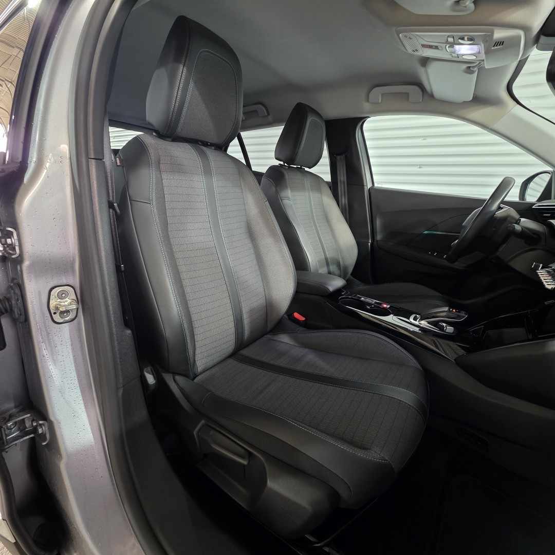 peugeot-e-2008-2021-eletrico-0cc