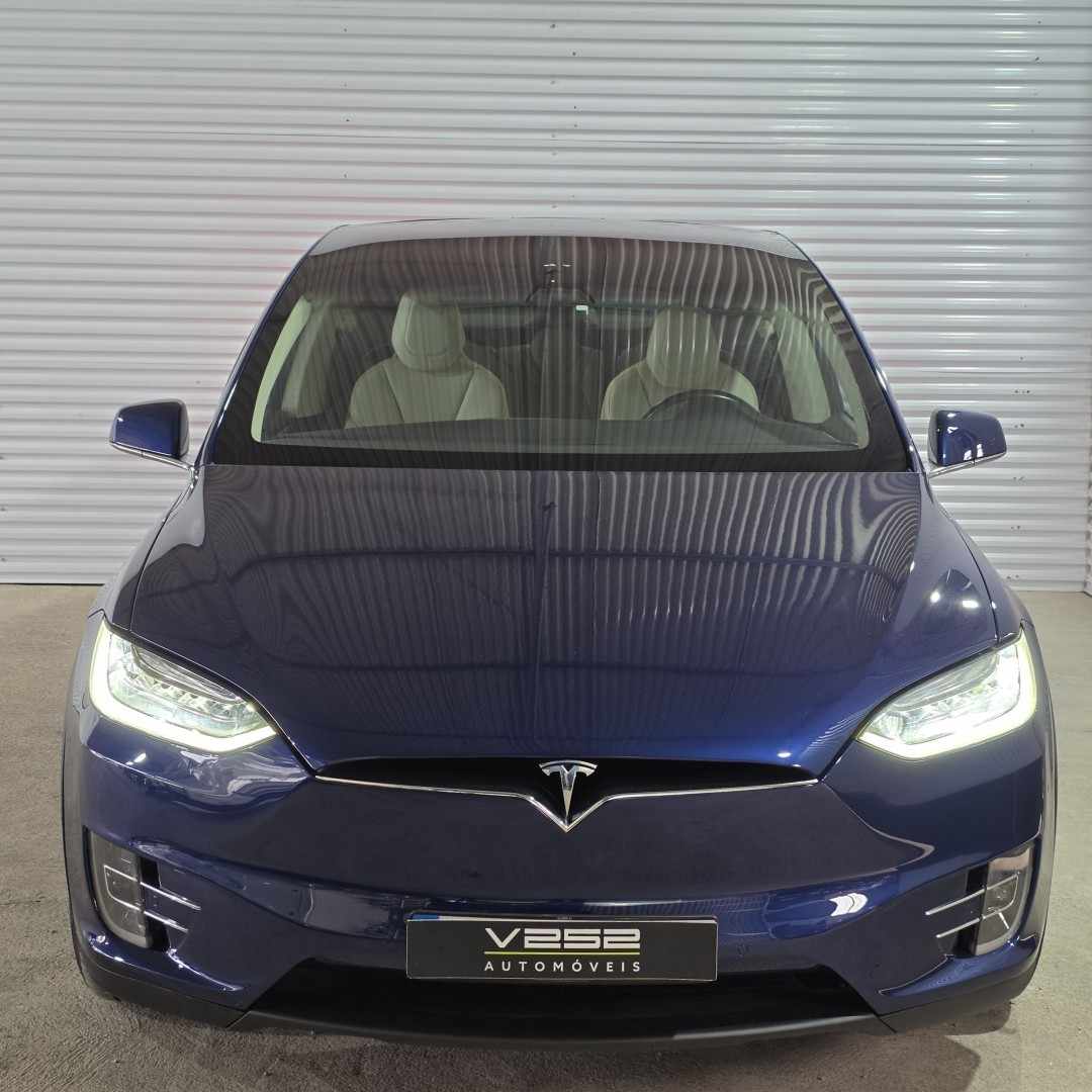 tesla-model-x-2017-eletrico-0cc