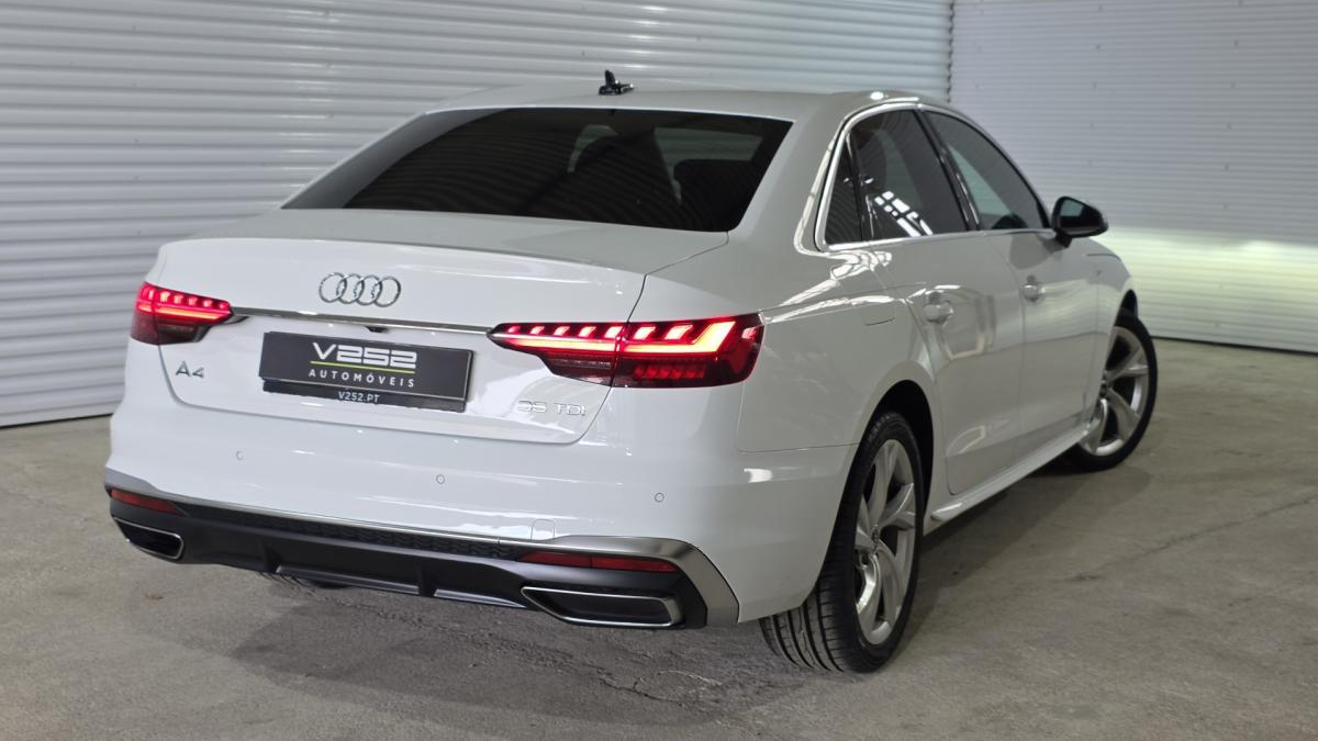 audi-a4-2022-diesel-1968cc
