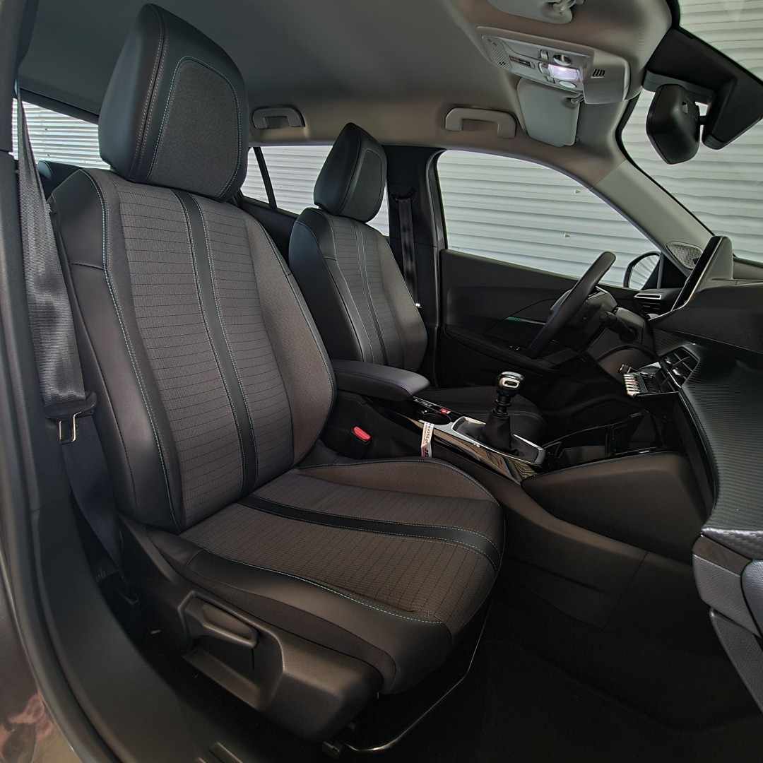 peugeot-e-2008-2021-eletrico-0cc