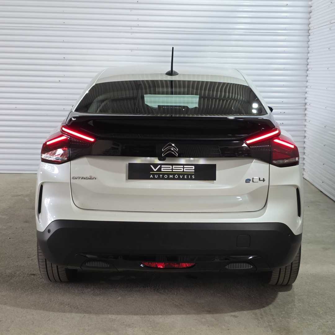 citroen-c4-2024-eletrico-0cc