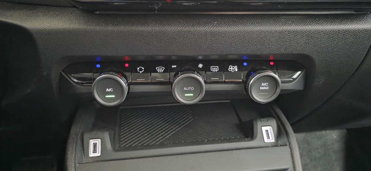 citroen-c4-2024-eletrico-0cc