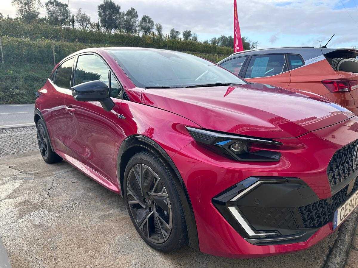 renault-clio-2026-hibrido-a-gasolina-1789cc