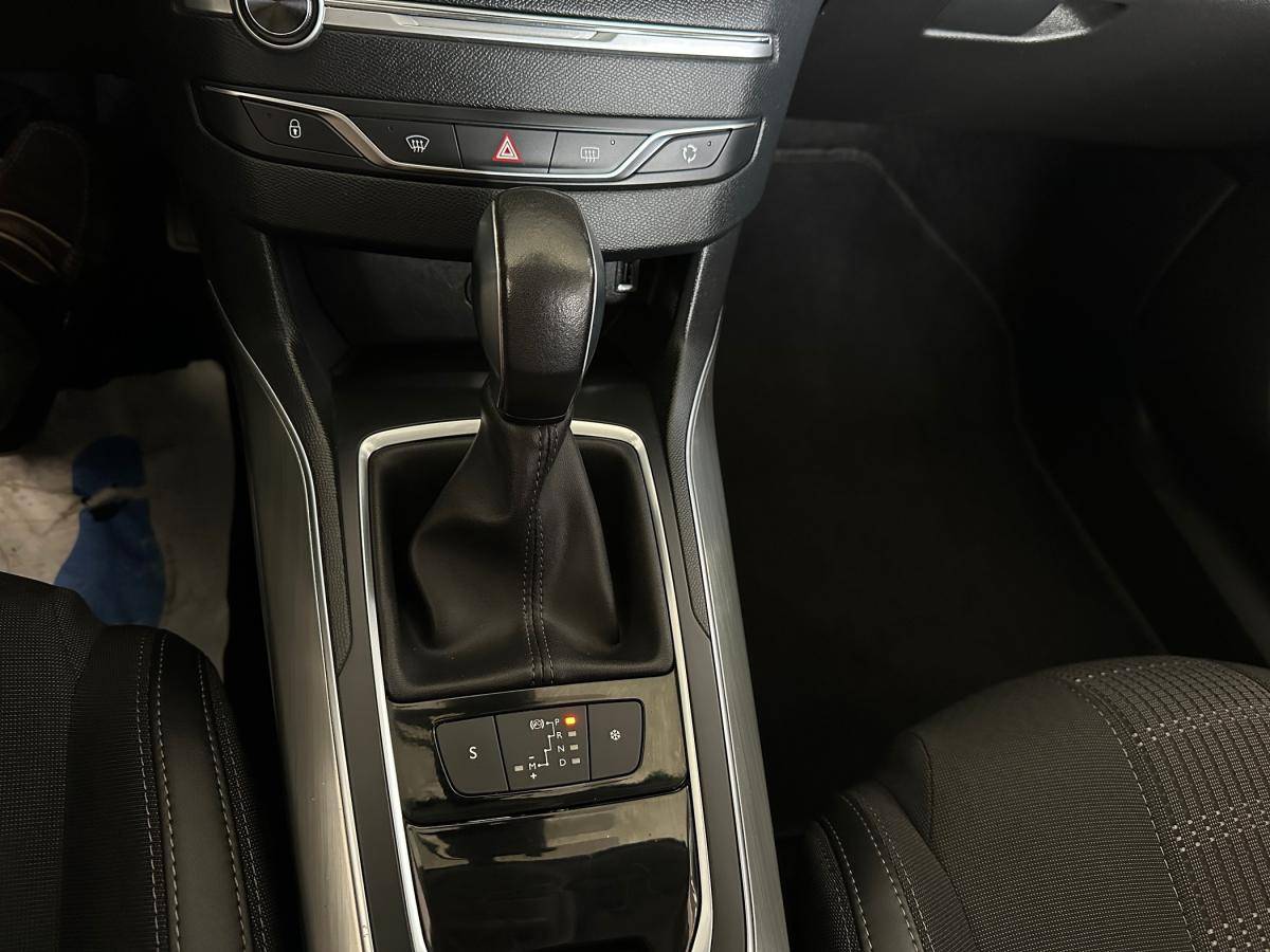 peugeot-308-sw-2018-diesel-1560cc