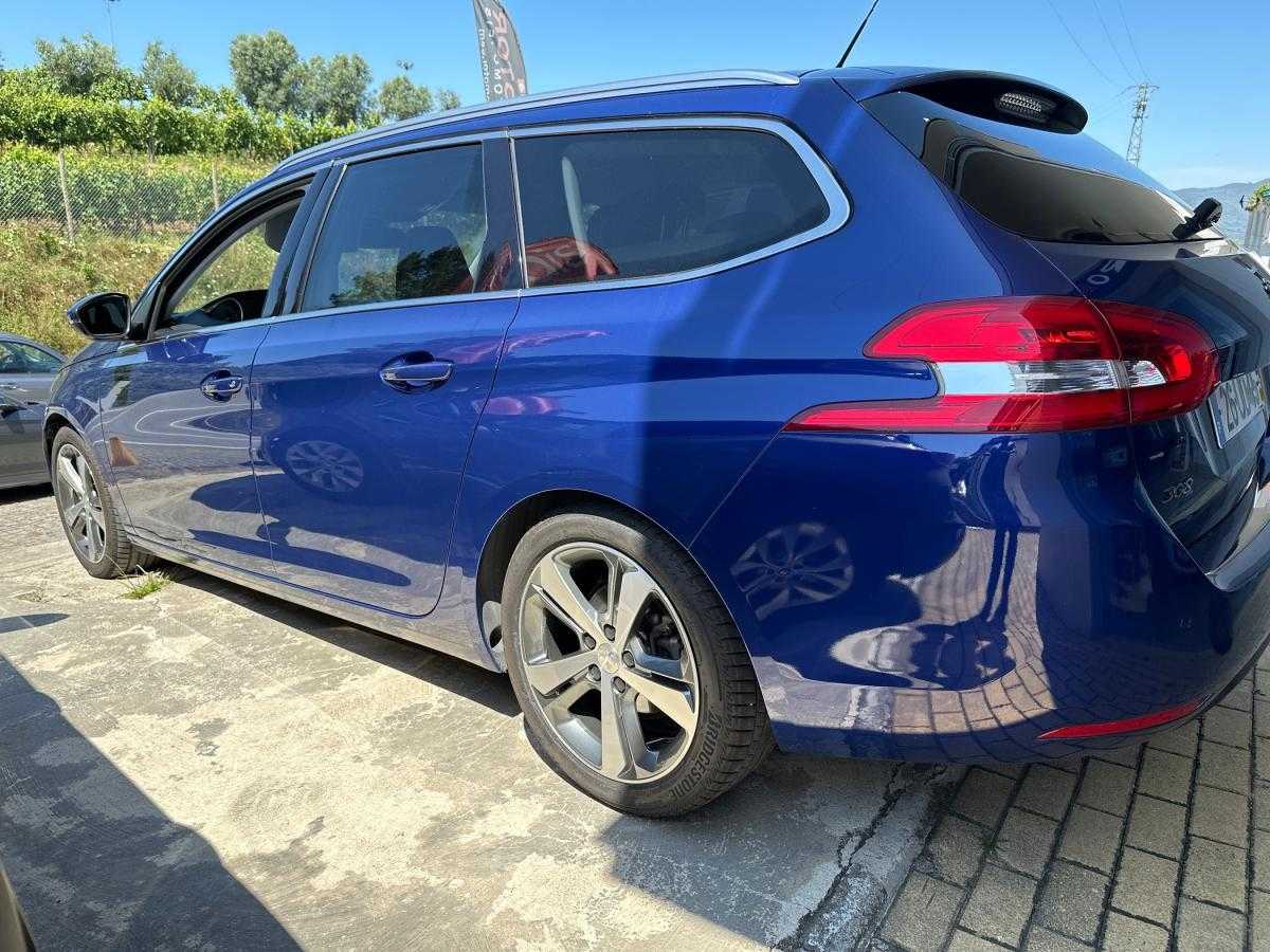 peugeot-308-sw-2018-diesel-1560cc
