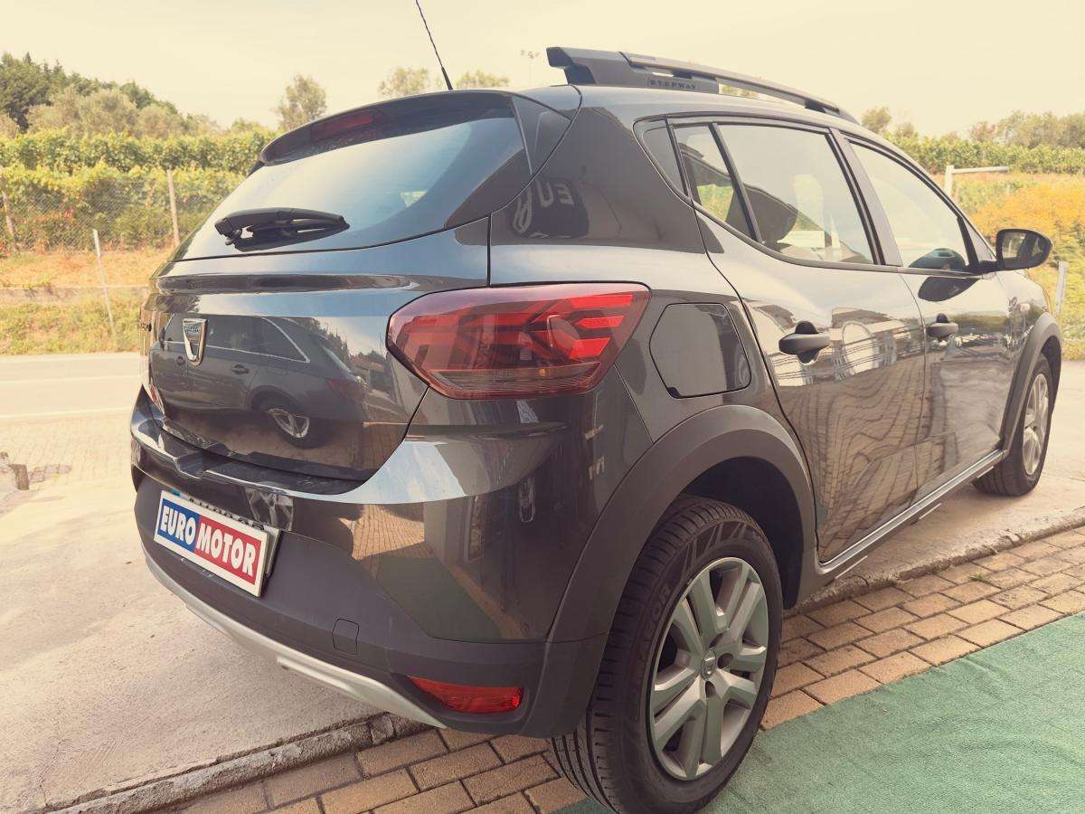 dacia-sandero-2022-gpl-999cc
