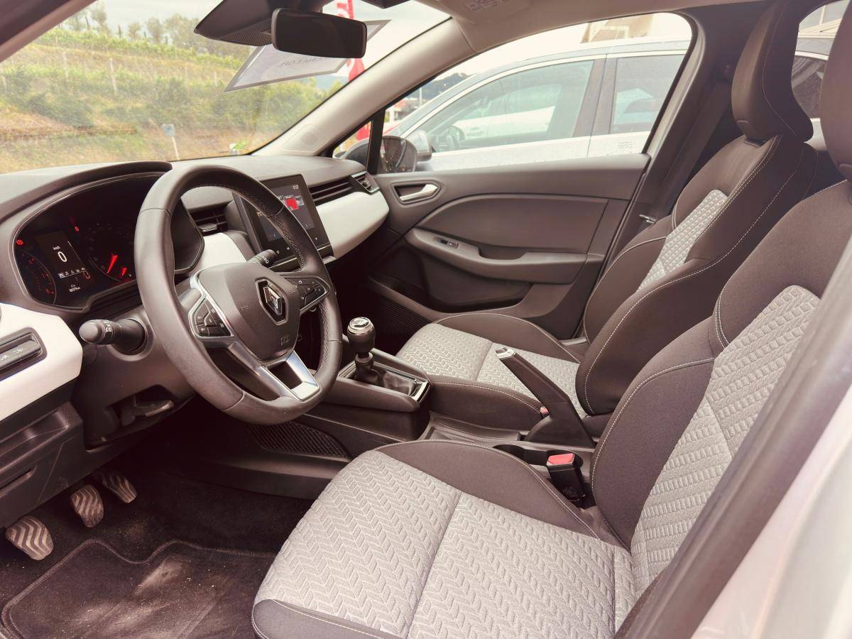 renault-clio-2023-gpl-1000cc