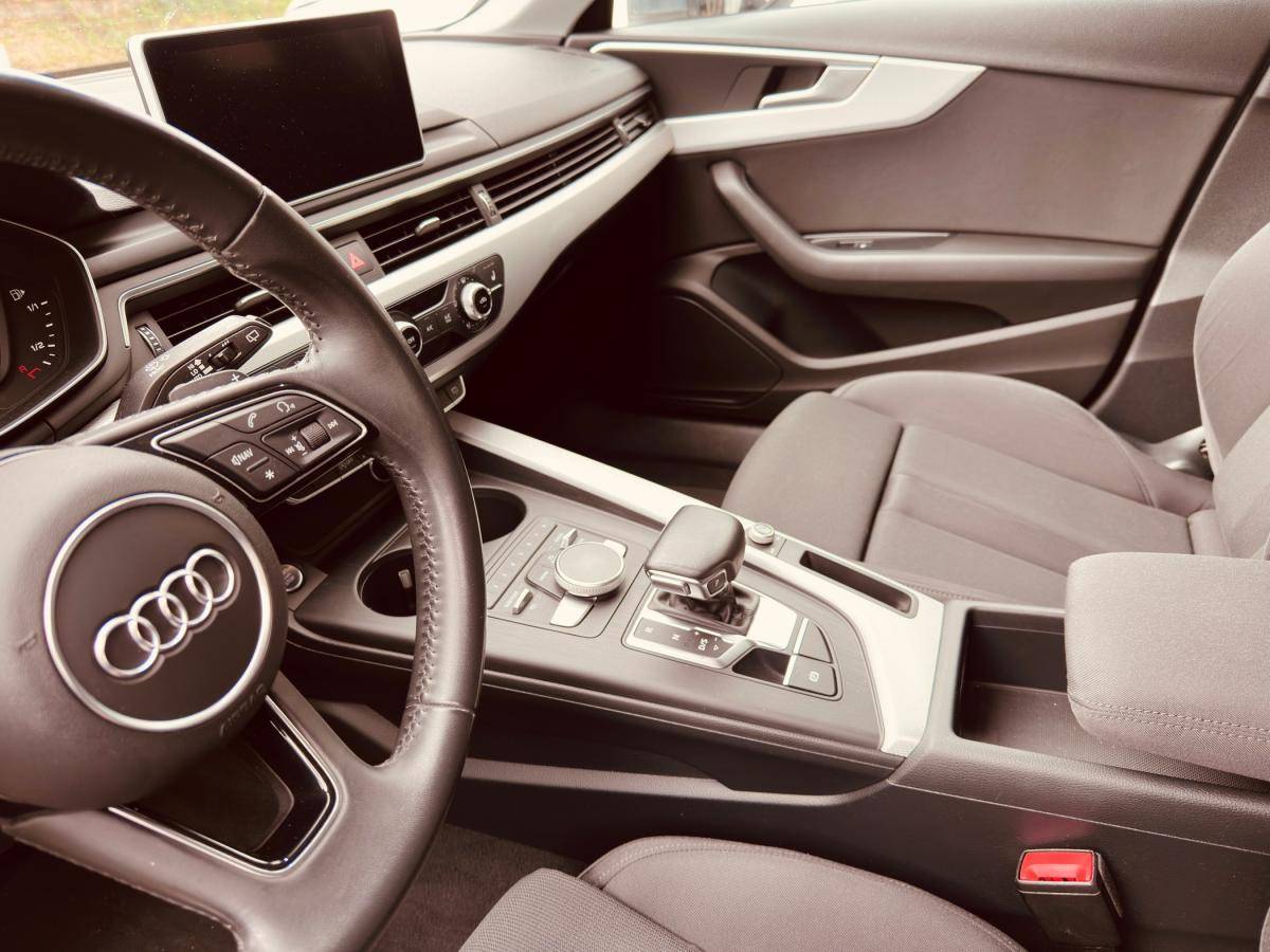 audi-a4-avant-2018-diesel-1968cc