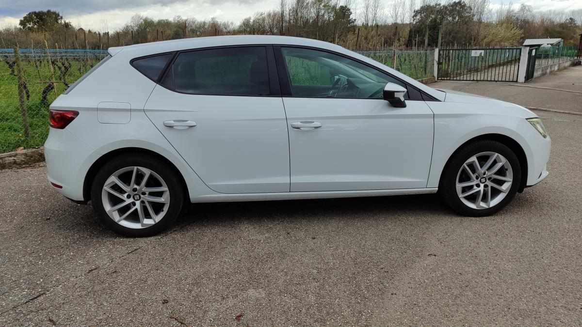 seat-leon-1-6-tdi-ecomotive-2016-diesel-1600cc