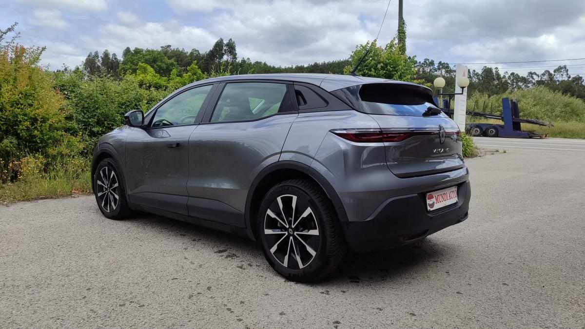 renault-megane-e-tech-ev60-2023-eletrico