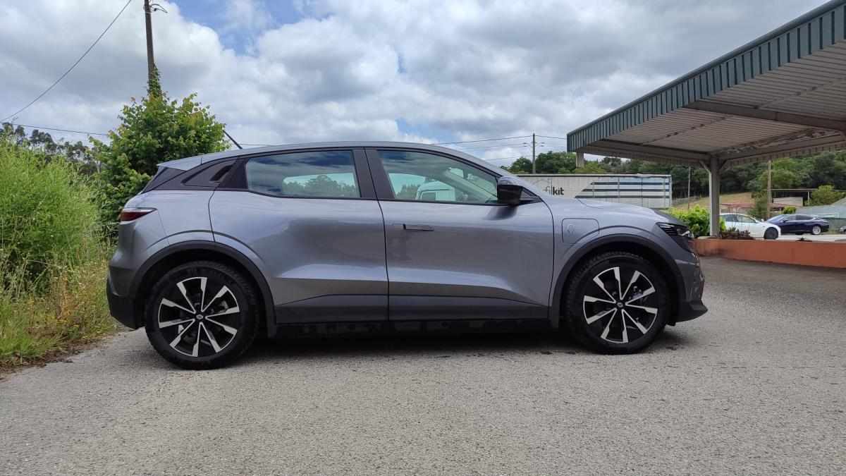 renault-megane-e-tech-ev60-2023-eletrico