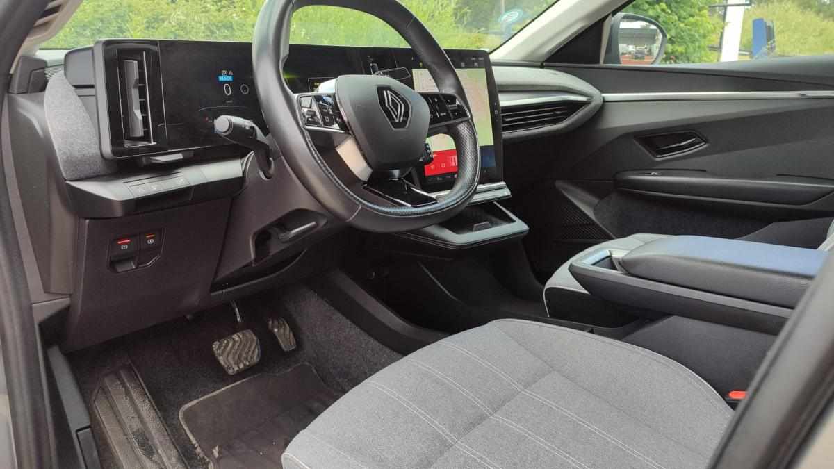 renault-megane-e-tech-ev60-2023-eletrico