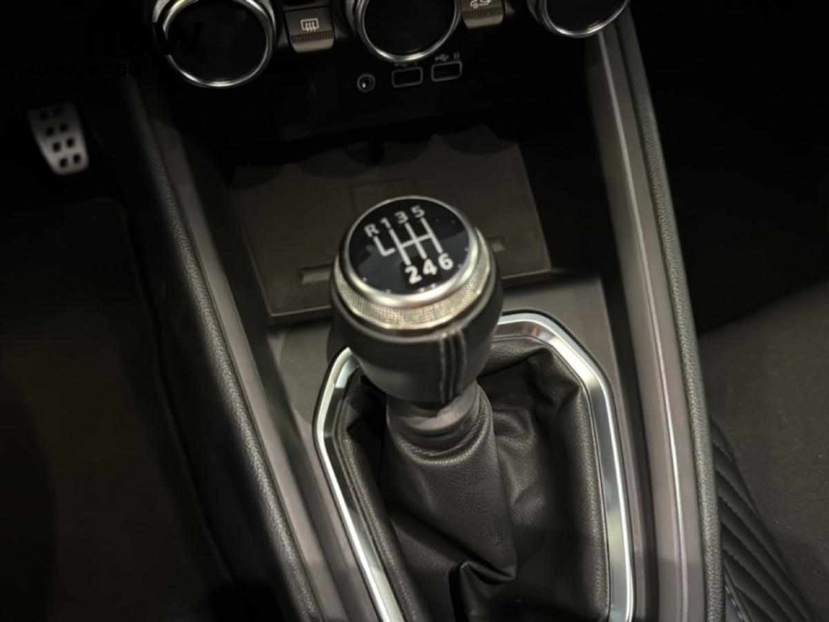 renault-clio-1-0-tce-2024-gasolina-999cc