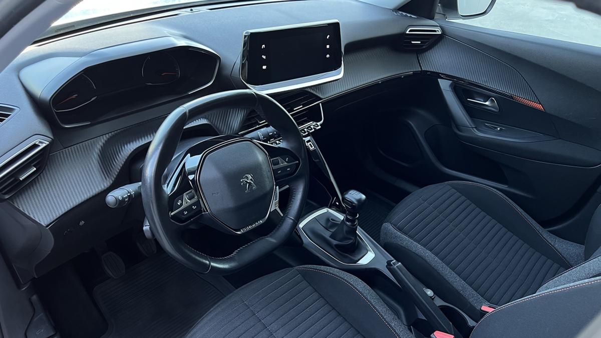 peugeot-2008-2021-diesel-1499cc