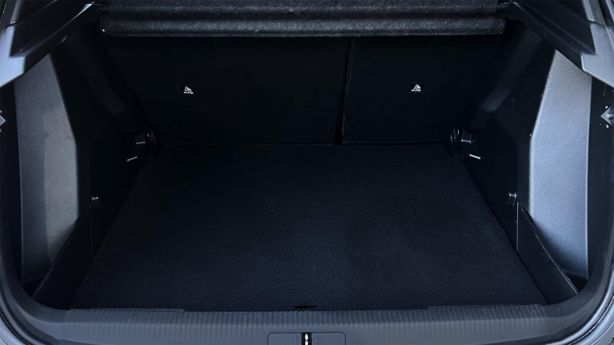 peugeot-2008-2021-diesel-1499cc