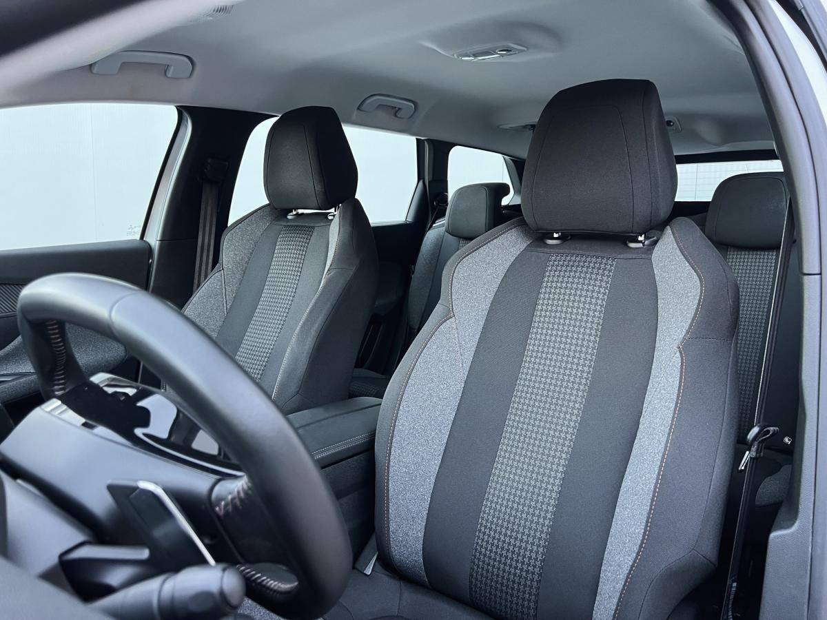 peugeot-5008-2021-gasolina-1199cc