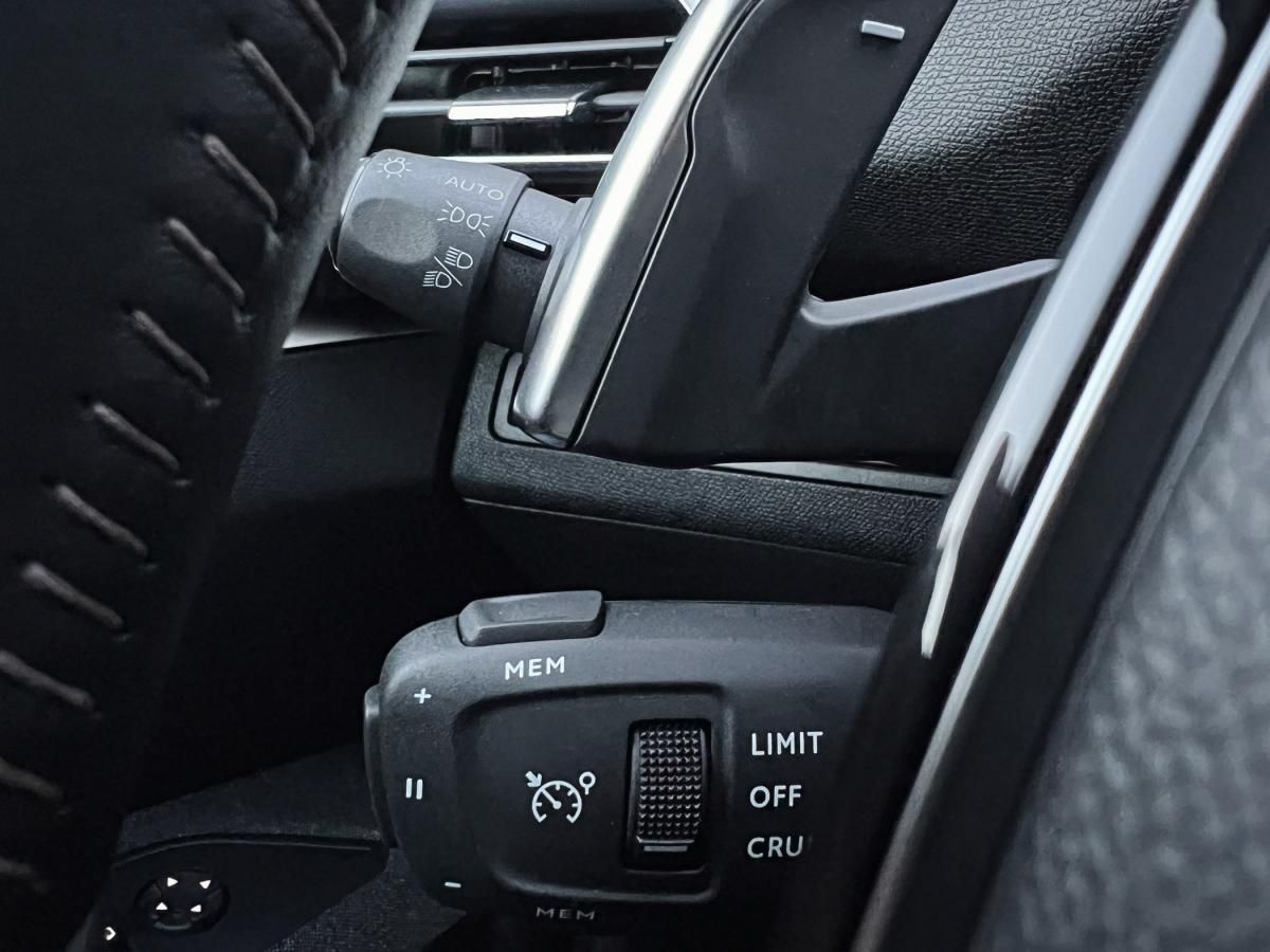 peugeot-5008-2021-gasolina-1199cc