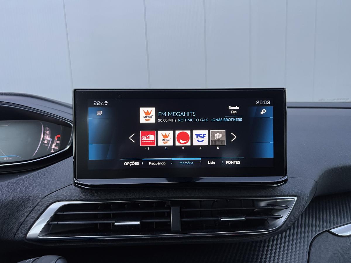 peugeot-5008-2021-gasolina-1199cc