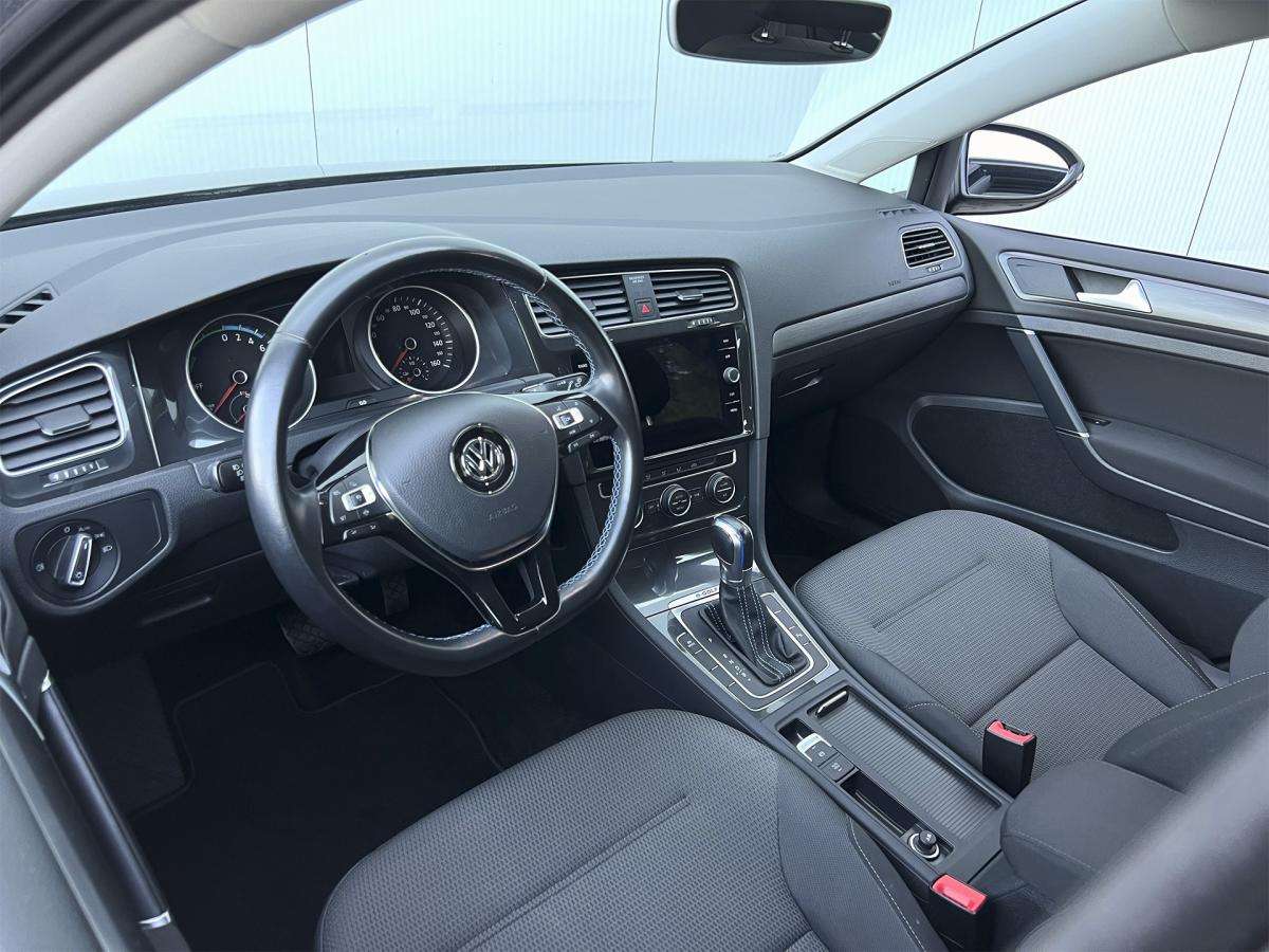 volkswagen-golf-2019-eletrico-500cc