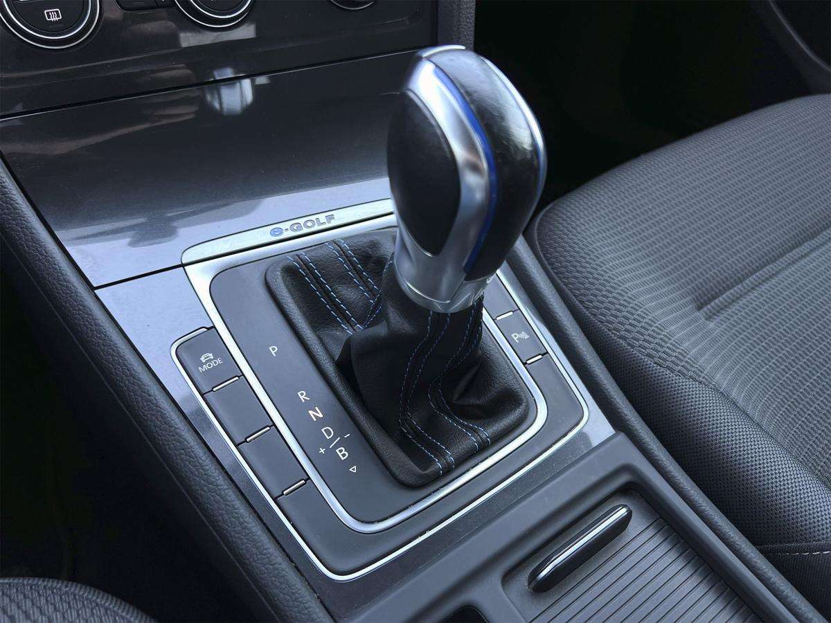 volkswagen-golf-2019-eletrico-500cc