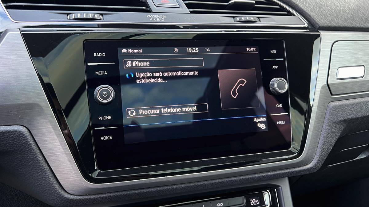 volkswagen-touran-2019-diesel-1598cc