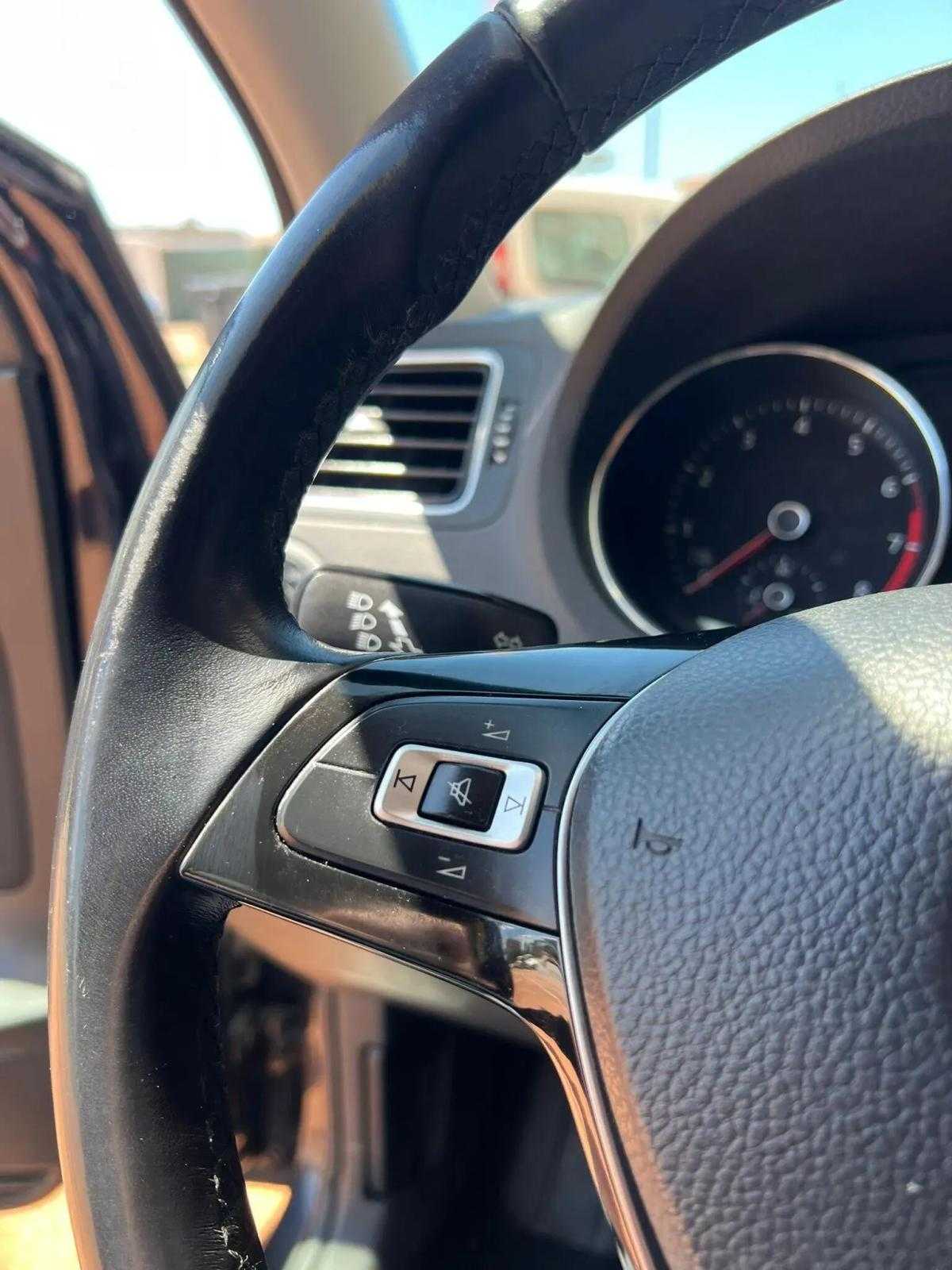 volkswagen-polo-2017-gasolina-999cc