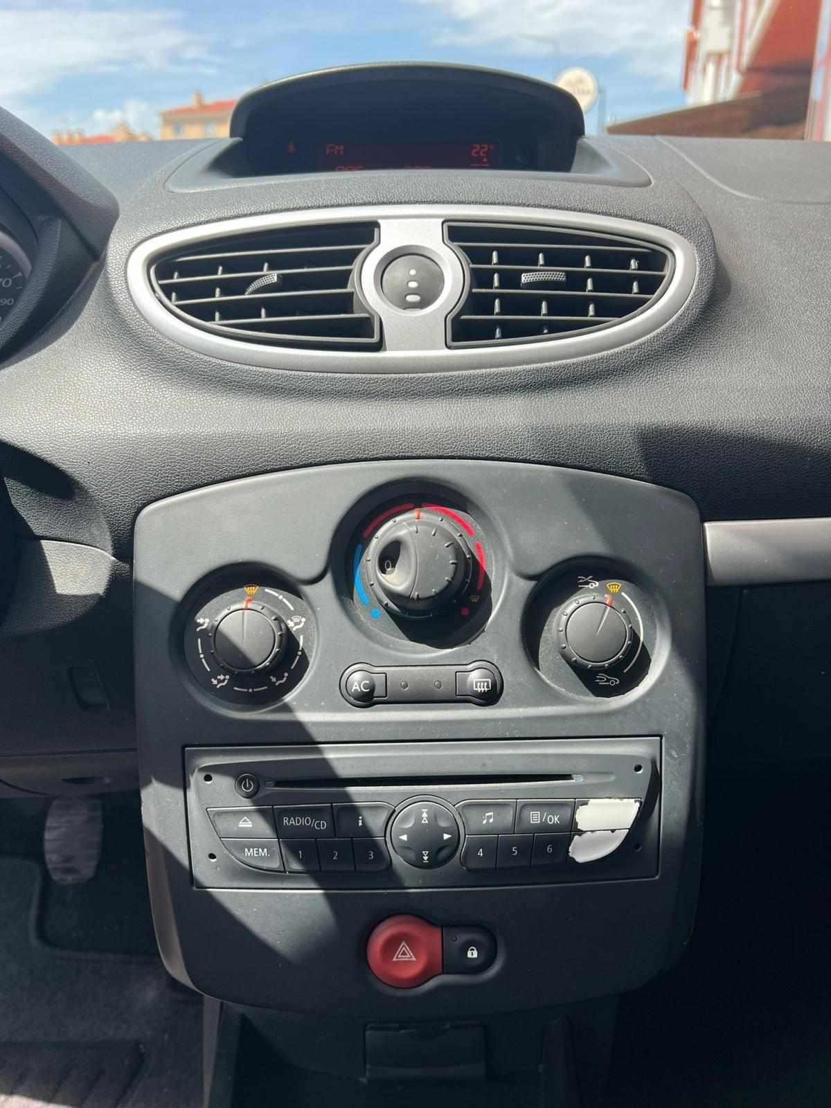 renault-clio-2012-gasolina-1149cc