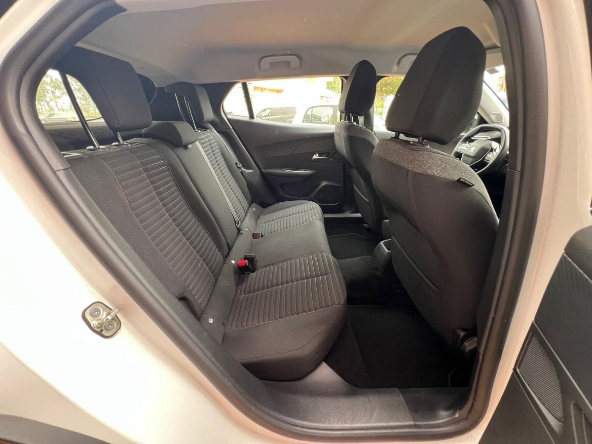 peugeot-2008-2022-gasolina-1199cc
