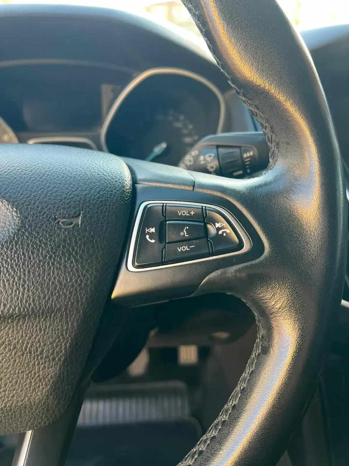 ford-focus-2016-gasolina-998cc