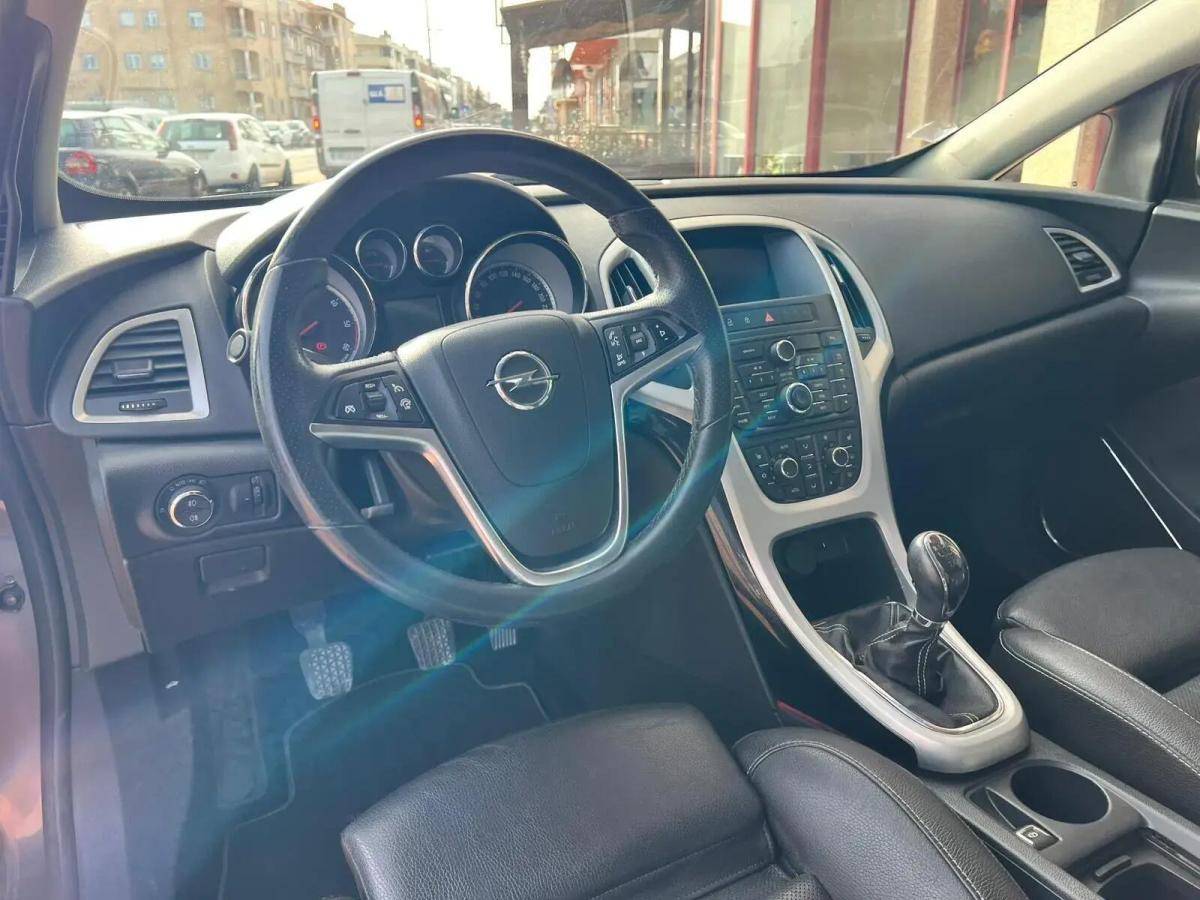 opel-astra-gtc-2012-diesel-1686cc