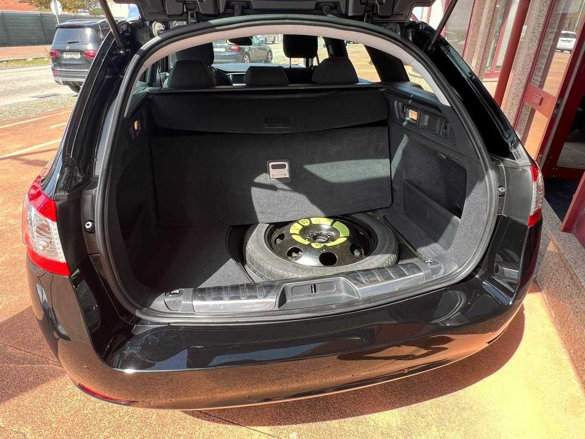 peugeot-508-sw-2018-diesel-1560cc