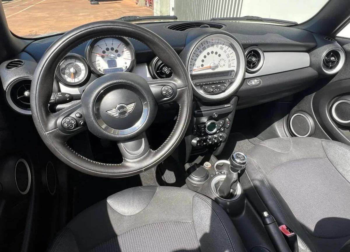 mini-cabrio-2011-diesel-1598cc
