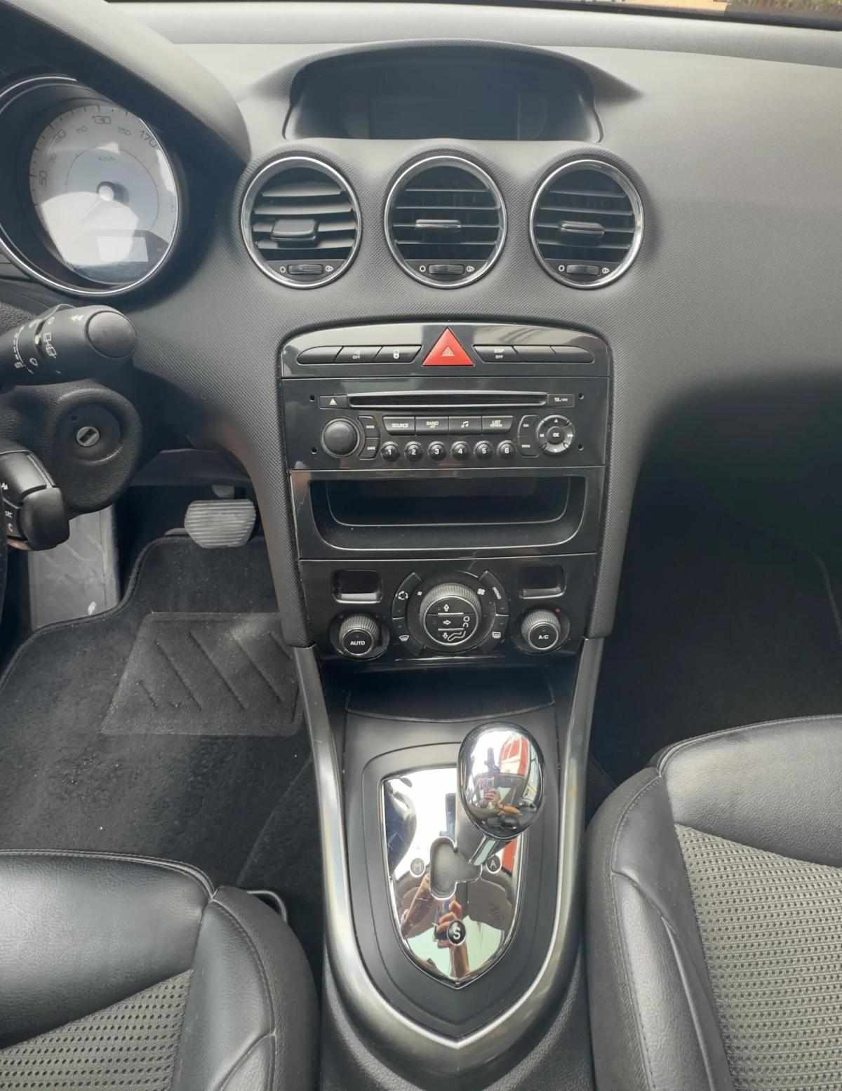 peugeot-308-2011-diesel-1560cc