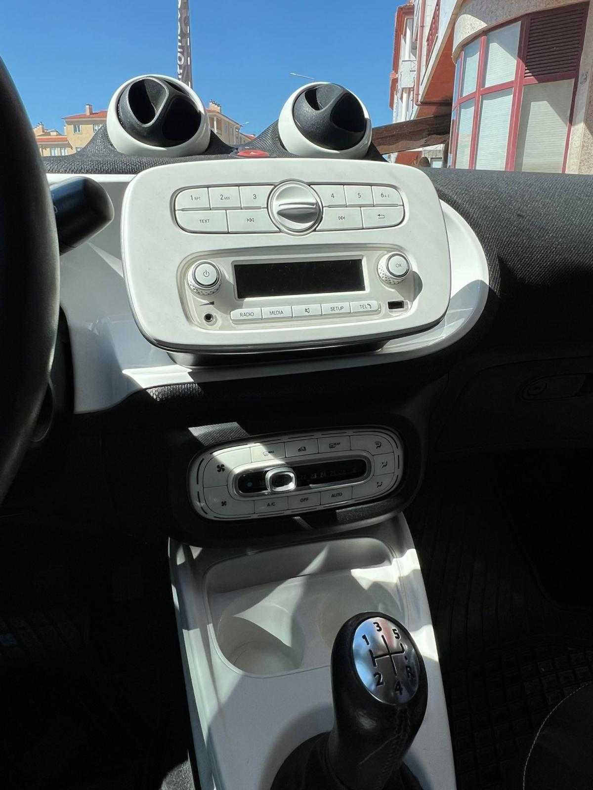 smart-forfour-2015-gasolina-999cc