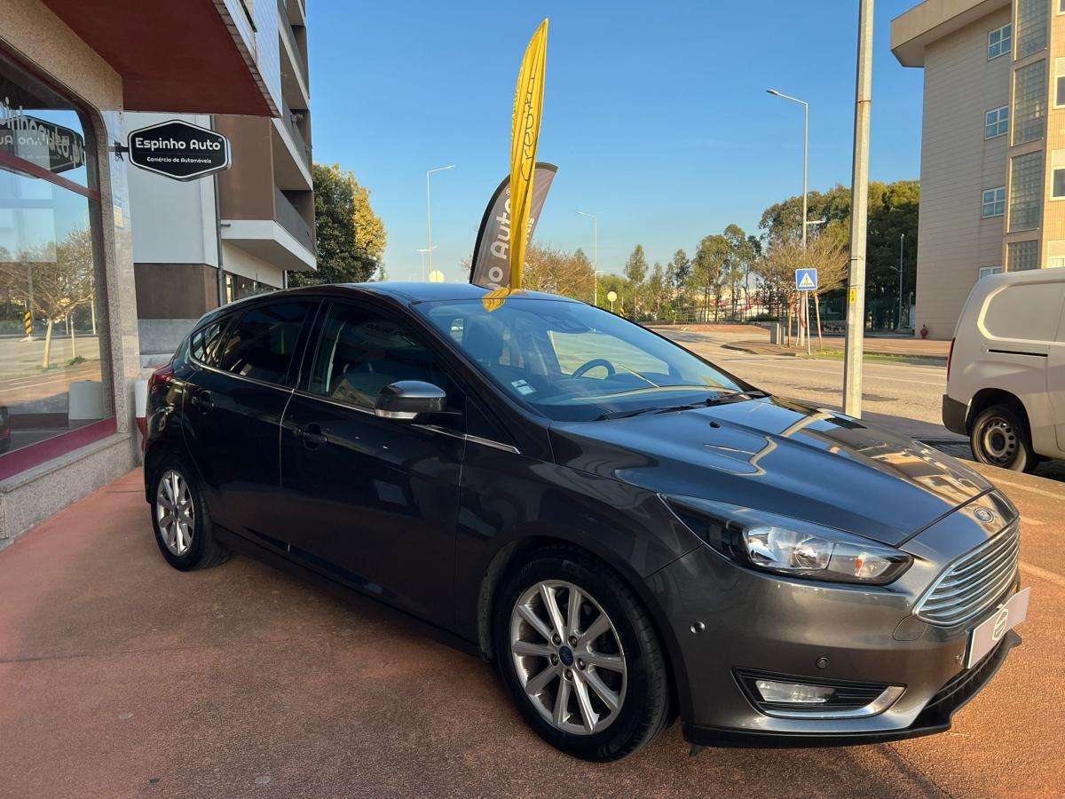 ford-focus-2016-gasolina-998cc