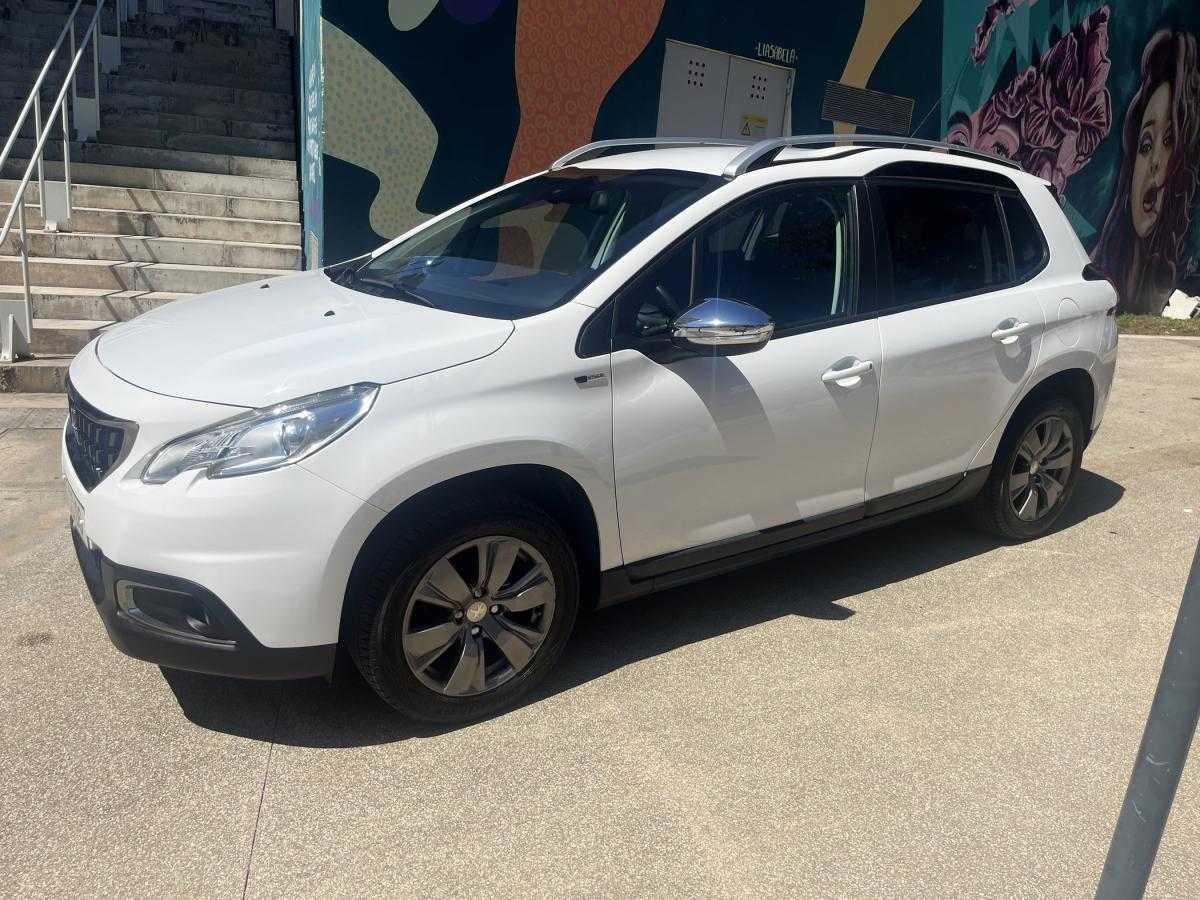 peugeot-2008-2016-gasolina-1199cc