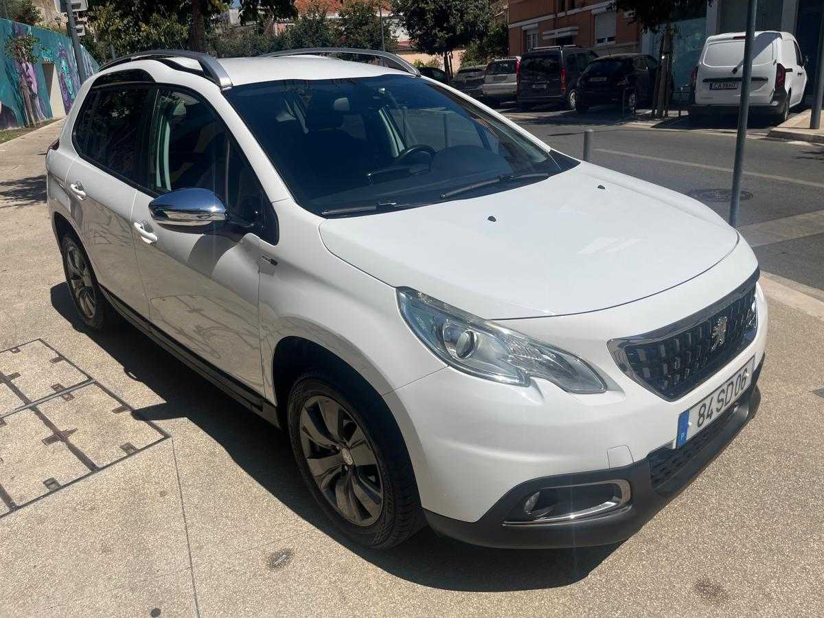peugeot-2008-2016-gasolina-1199cc