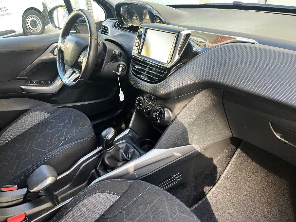 peugeot-2008-2018-gasolina-1199cc