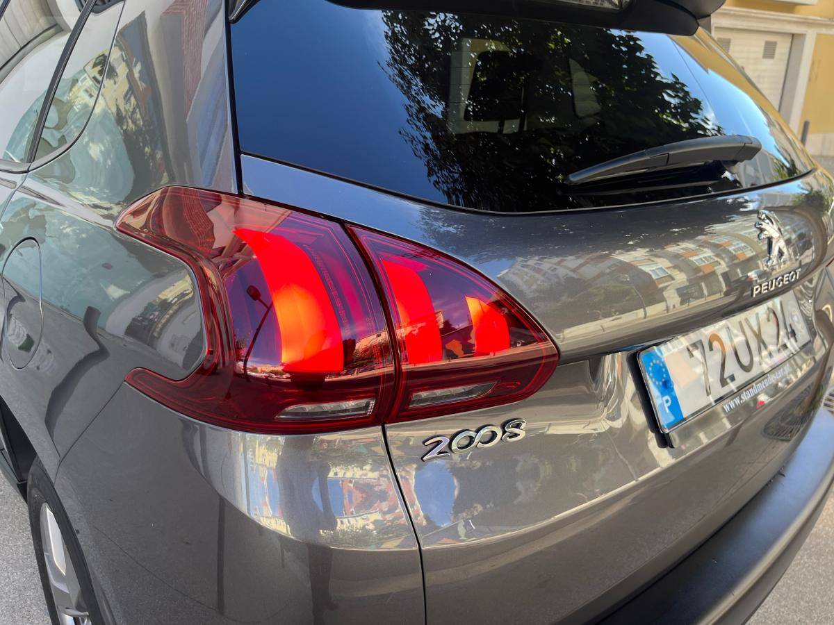peugeot-2008-2018-gasolina-1199cc