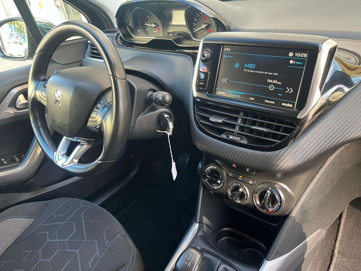 peugeot-2008-2018-gasolina-1199cc