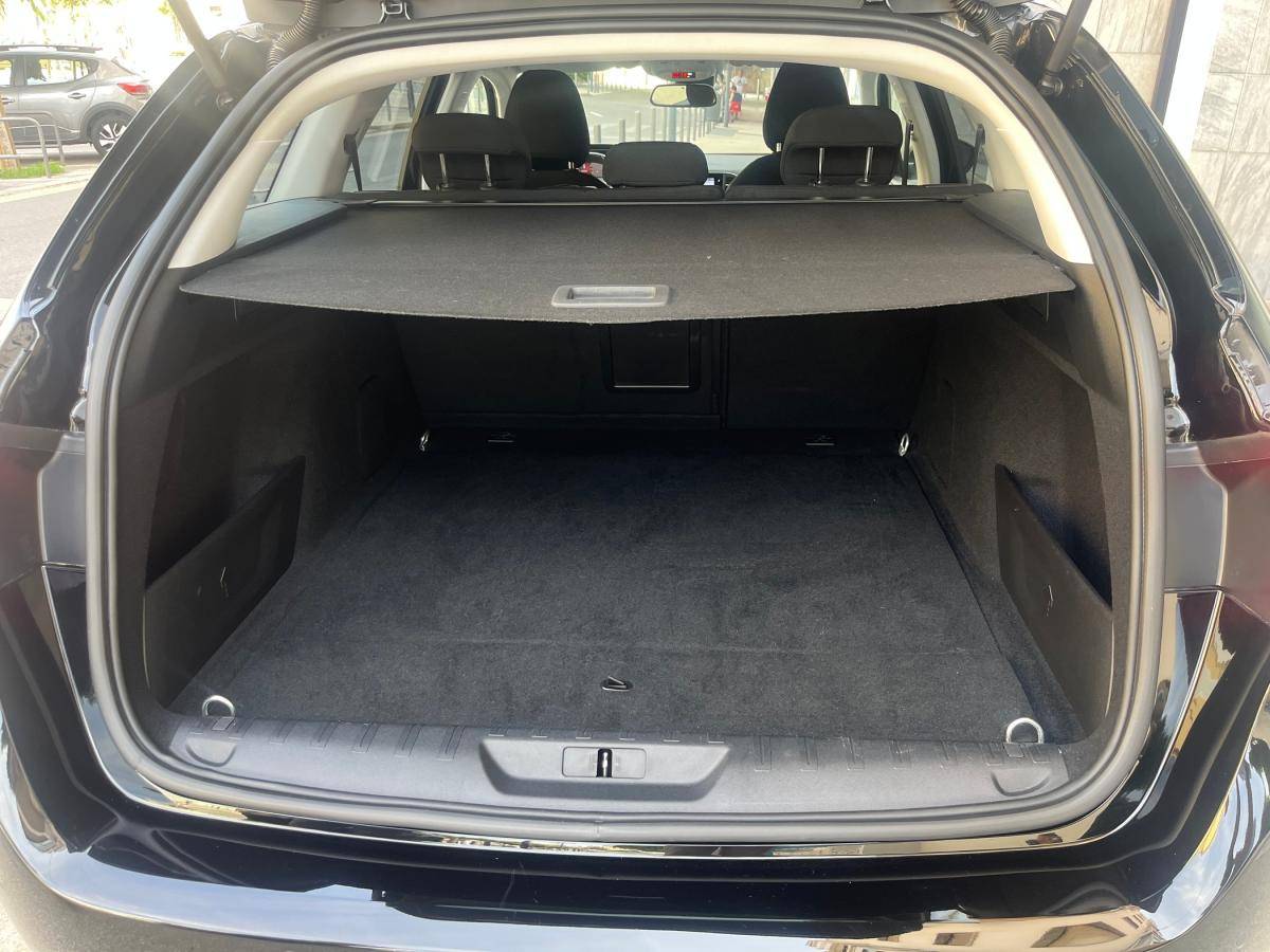 peugeot-308-sw-2020-diesel-1499cc
